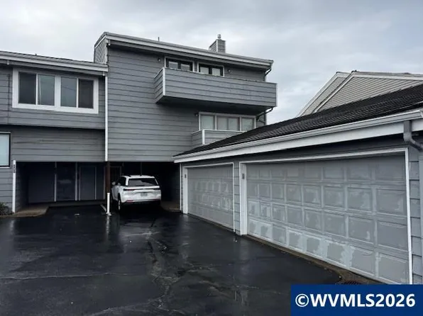 241 SW Ebb Ave, Lincoln City, OR 97367