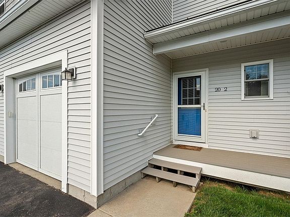3rd image of 20 Freeman Woods Drive #2