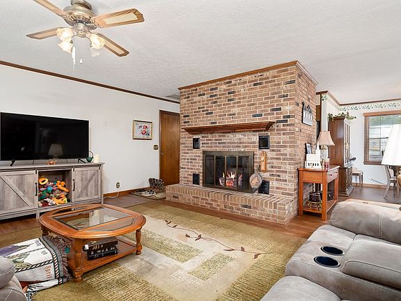 5th image of 1791 Meadow Wood Dr