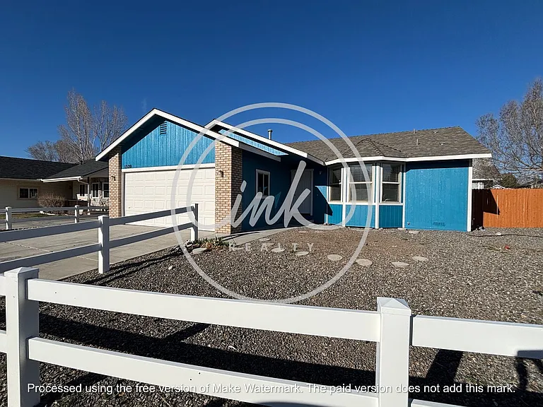 1320 E Marion Russell Dr — Photo 1