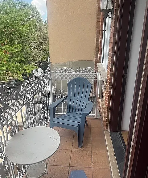 148 Newel St #3 — Photo 1