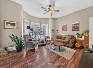 205 Charles St #3, Belleville, ON K8N3M3