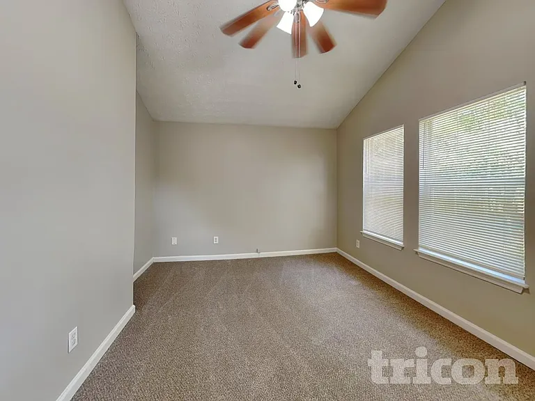931 Tilford Point Pl — Photo 17