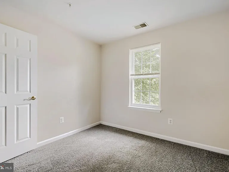 3971 Red Deer Cir — Photo 9