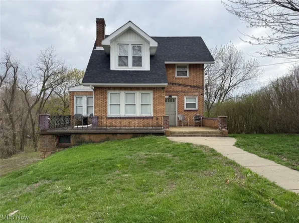 168 Franklin St, Weirton, WV 26062