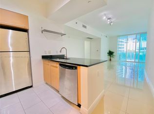 950 Brickell Bay Dr APT 401, Miami, FL 33131
