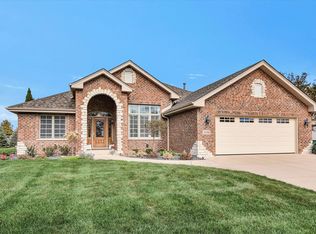 12250 W Carroll Dr, Homer Glen, IL 60491
