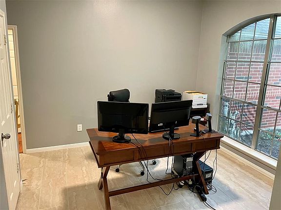 5th image of 3121 Ravens Lake Cir