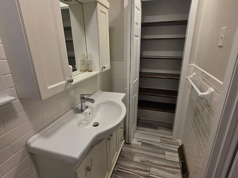 1007 S Water St — Photo 24