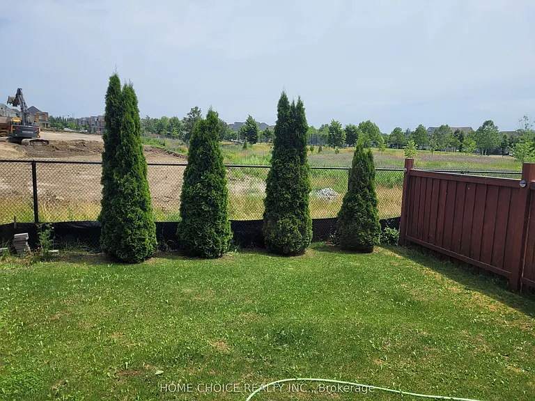 19 Headon Ave — Photo 16