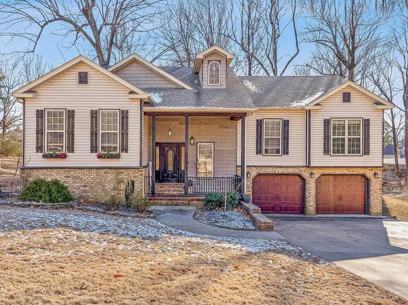 2400 Rebecca Dr, Paragould, AR 72450