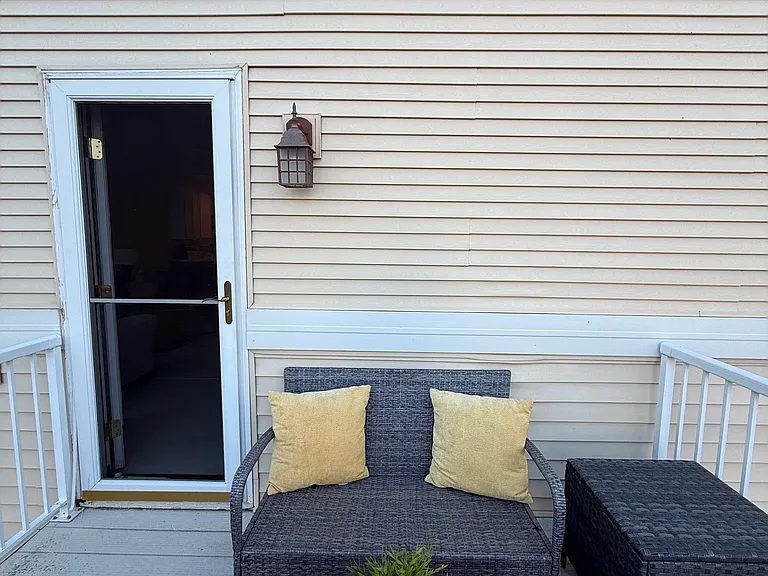 4840 Underwood Ln N #D — Photo 28