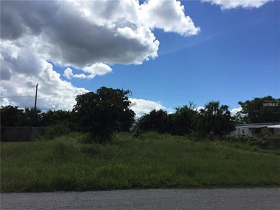 4th image of 4421 Alta Vista Dr