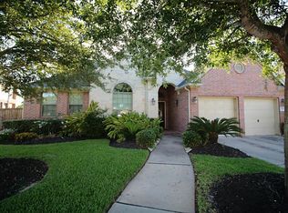 2706 Ravens Creek Dr, Pearland, TX 77584