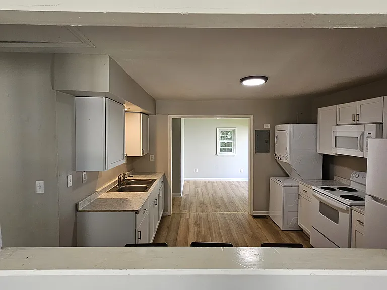 314 Marshall Dr — Photo 11
