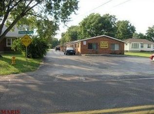 1506 Vodge Dr, Saint Louis, MO 63138