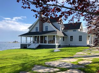 36 Salt Pond Rd, New Harbor, ME 04554