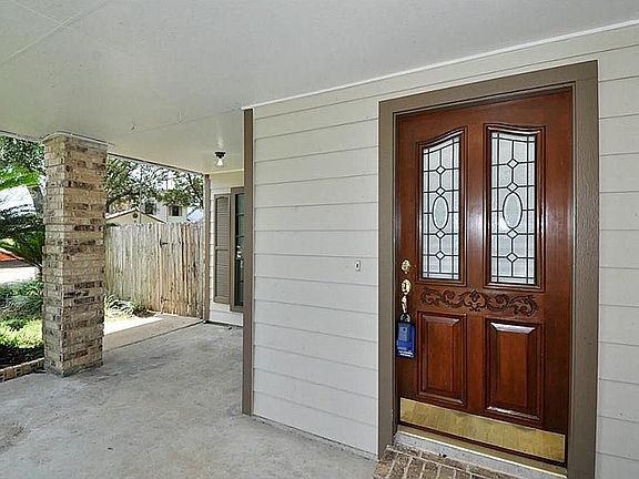 2nd image of 3534 Greenwood Dr