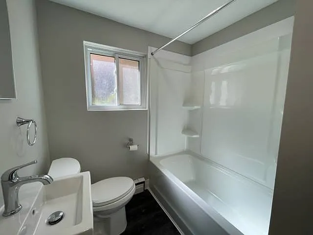 142 4th Ave #1 — Photo 7