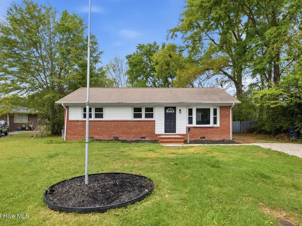 103 Puller Drive, Jacksonville, NC 28540