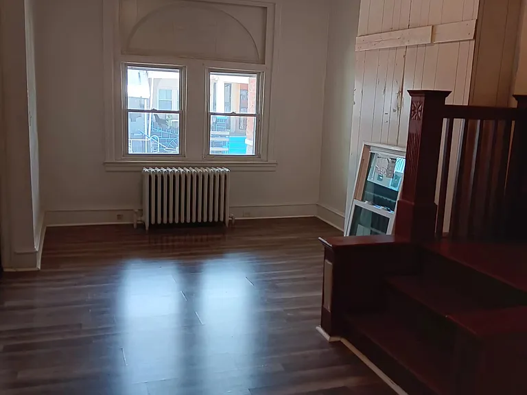 4814 N Warnock St — Photo 9