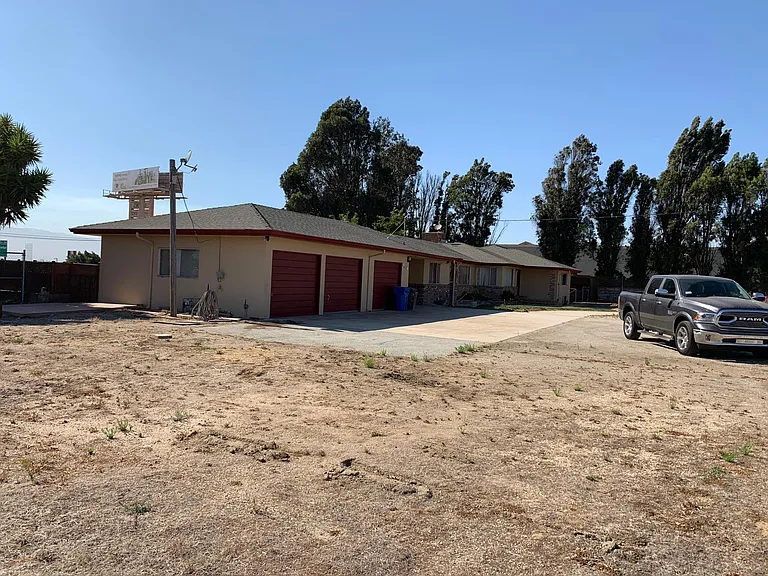 355 Nestles Rd — Photo 3