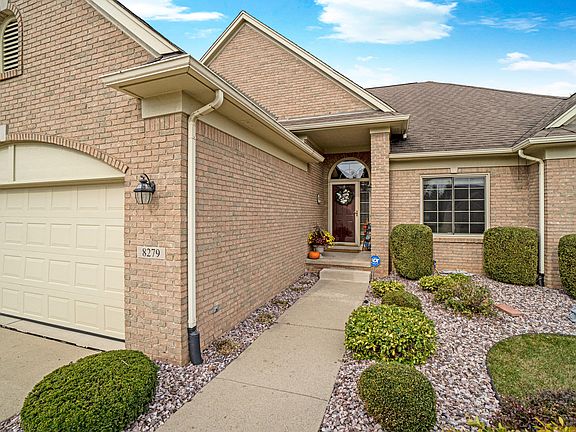 4th image of 8279 Ashton Ct #21
