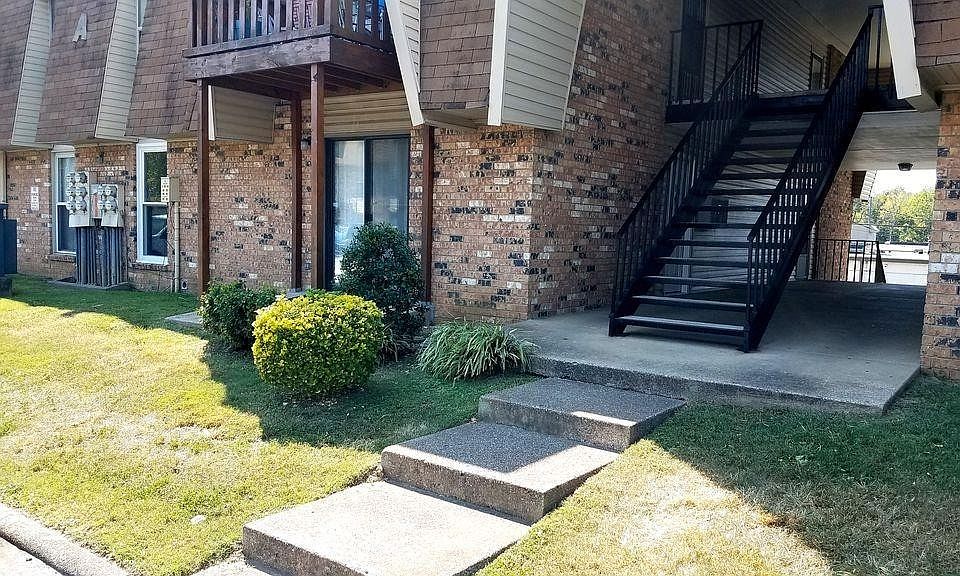 1st image of 370 Wallace Rd APT A9