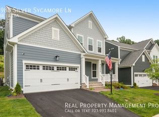 1988 Silver Sycamore Ln, Dumfries, VA 22026