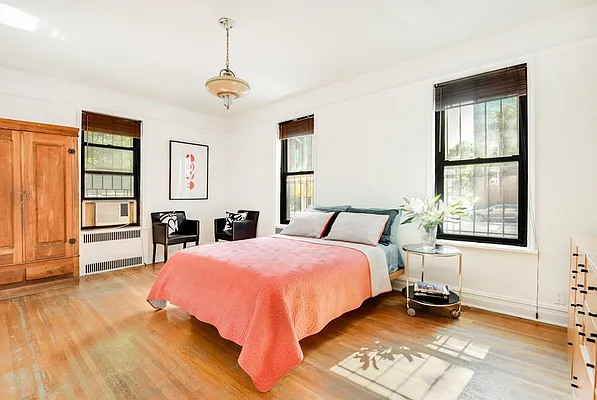 Sold by Compass | media 19