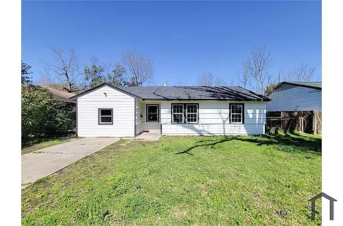 3417 Bacon St Photo 1