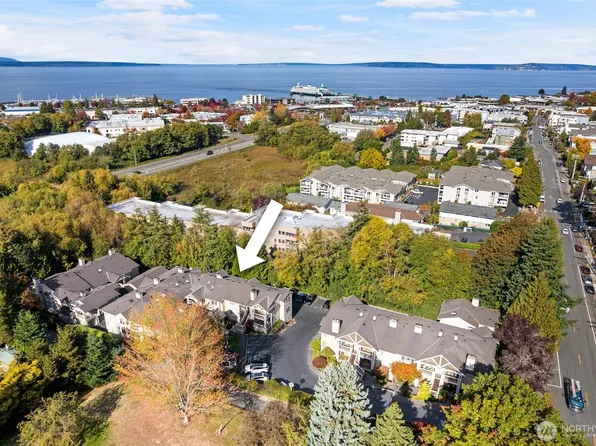 432 3rd Avenue S #B204, Edmonds, WA 98020