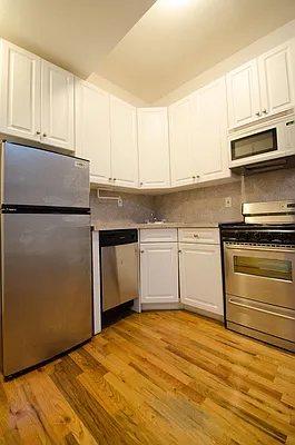 Rented by Compass | media 11