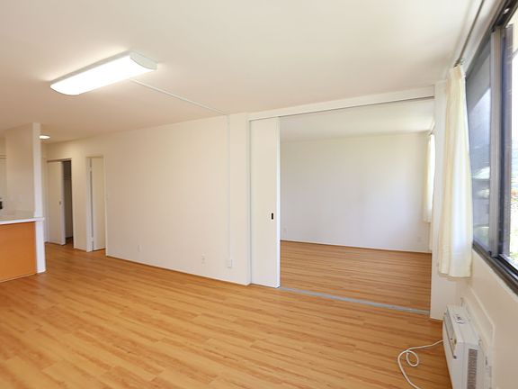 4th image of 55 S Kukui St APT D612