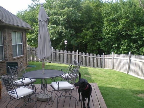 5th image of 1009 N Willow Ave N