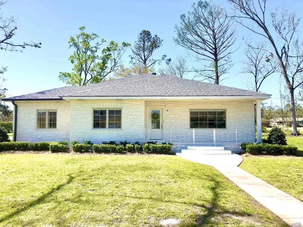 506 Hollygrove Ave, Houma, LA 70360