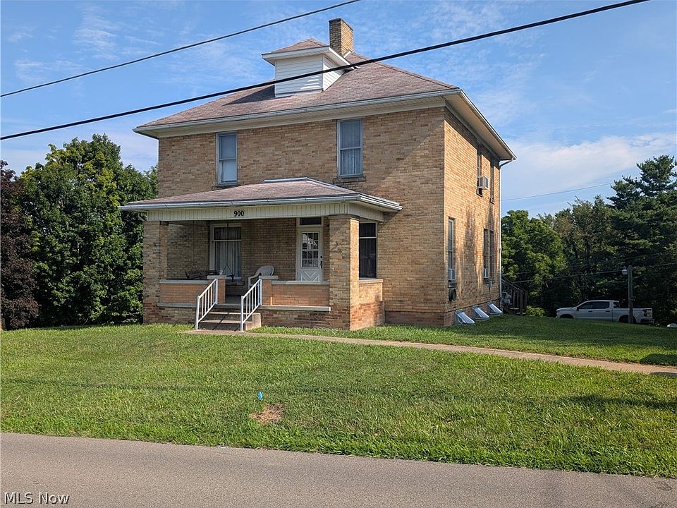 1st image of 900 W Brown St