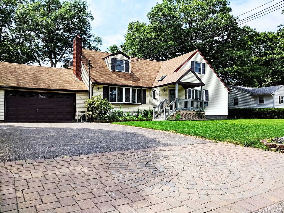 1st image of 210 Avenue C