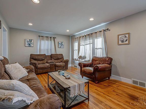 5th image of 4134 Millville Oxford Rd