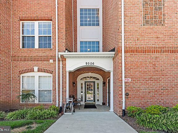 4th image of 9506 Amberleigh Ln APT M