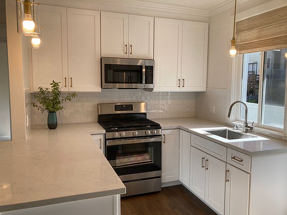 3rd image of 2791 Greenwich St APT 4