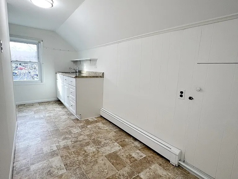 106 Lafayette St #3 — Photo 4