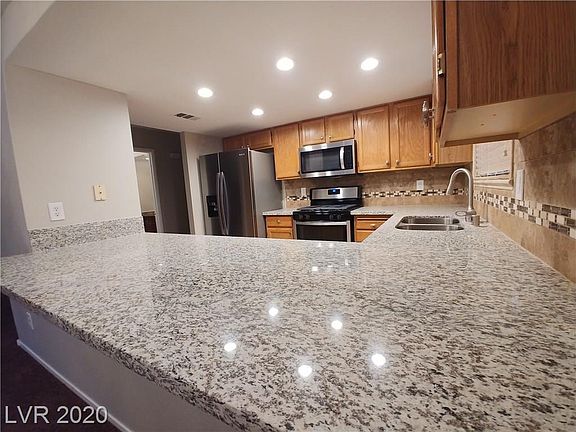 3rd image of 9308 Valencia Canyon Dr