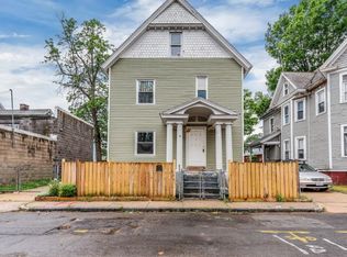 14 Welcome Pl, Springfield, MA 01109