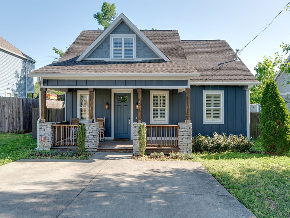 1st image of 212 Prince Ave