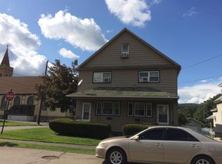 215 Bellman St, Throop, PA 18512