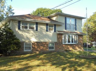 1602 3rd St, Winthrop Harbor, IL 60096