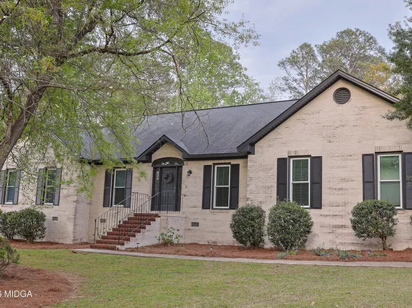 104 Saint Thomas Pl, Macon, GA 31210