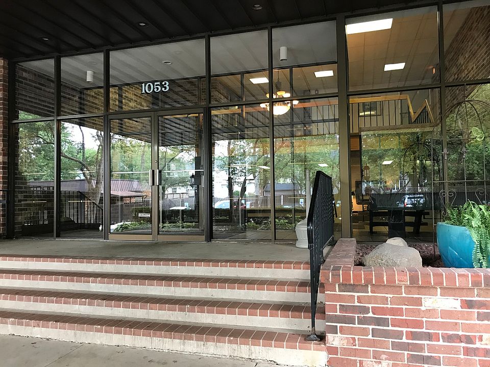 1st image of 1053 W Ogden Ave #3-346