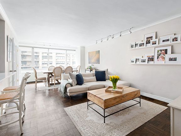 4th image of 315 W 70th St APT 15L
